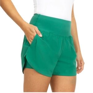 Spyder Active Women's Woven Short (Green, Medium)